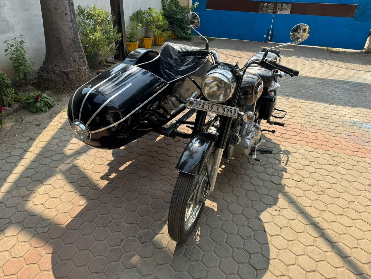 Motorcycle Sidecar Rocket Model + Universal Mounting Kit | Fits Harley, Honda, Indian, etc.. (Copy) (Copy)