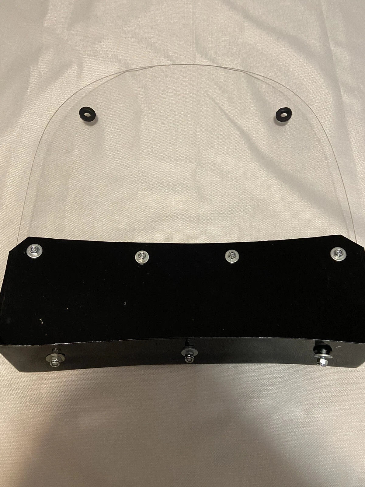 Beemer sidecar windshield mounting side
