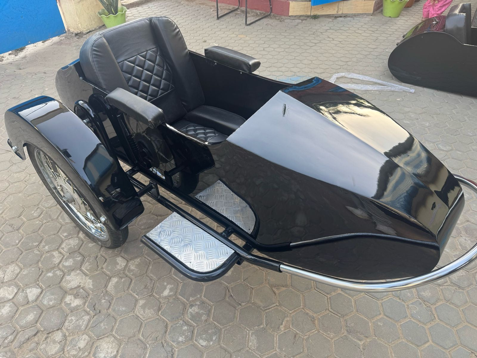 SAM Model Motorcycle Sidecar - Universal Fit | XYZ Sidecars